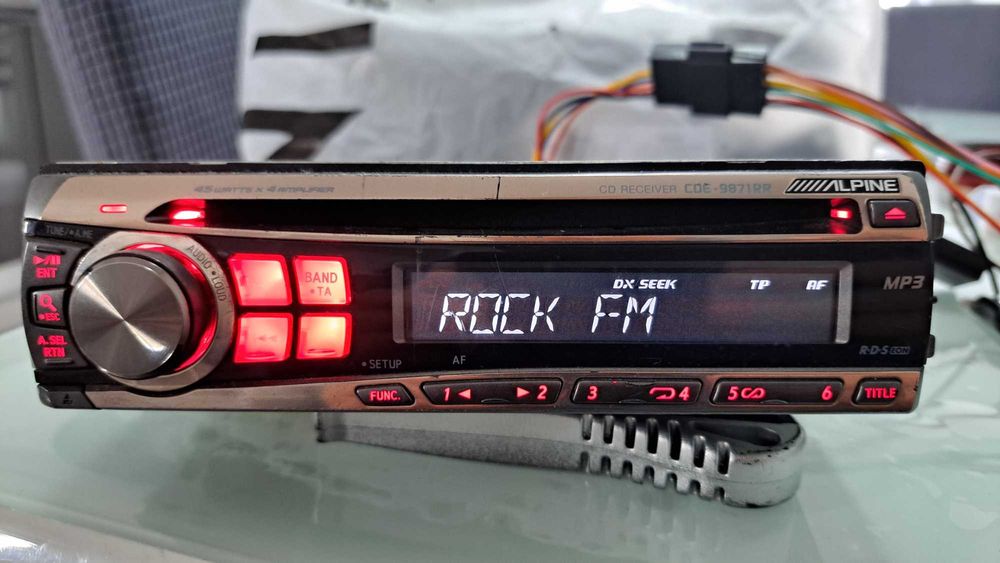 Casetofon auto Alpine cde 9871rr