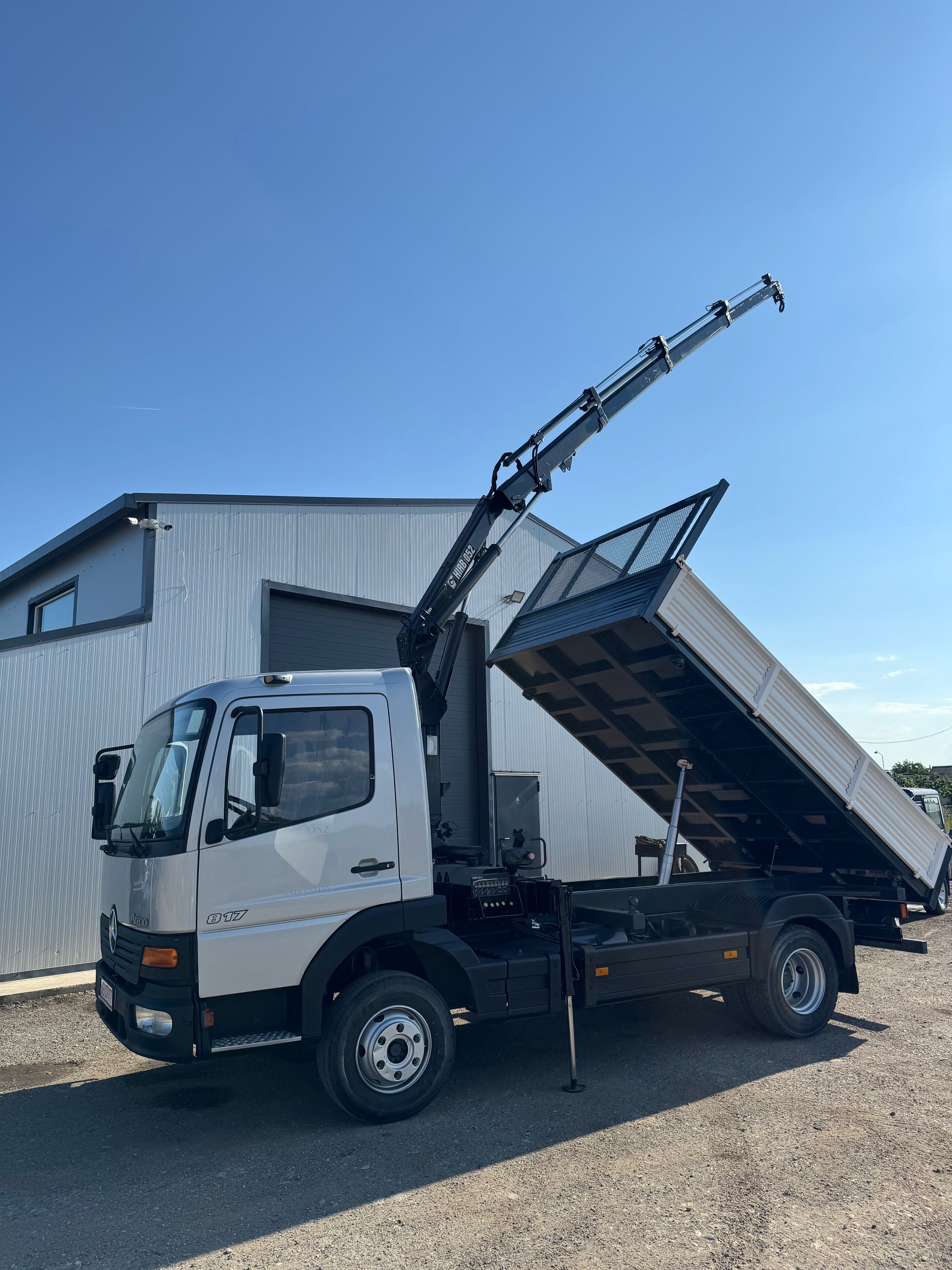Mercedes Atego Basculabil cu macara Hiab