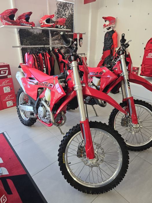 GasGas EC 300 2026 KTM 300 TBI 2026 Husqvarna 300 PRO