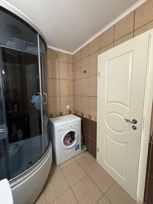 Închiriez apartament cu o cameră, decomandat – Mărăști (zona FSPAC)