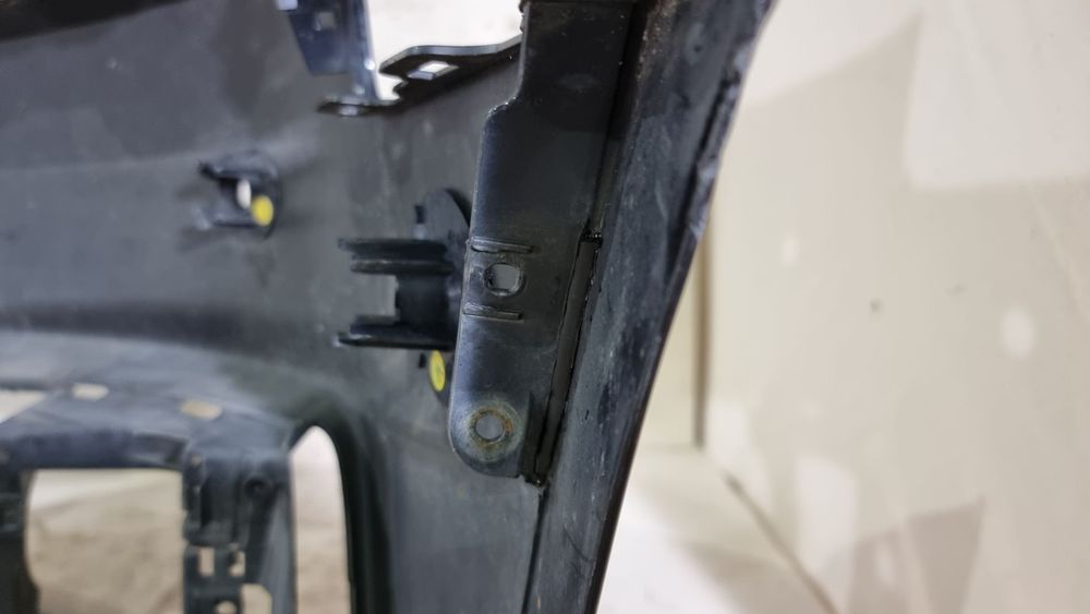 Bara fata Audi A4 B9, 2016, 2017, 2018, 2019, 2020, cod de origine OE 8W0807437