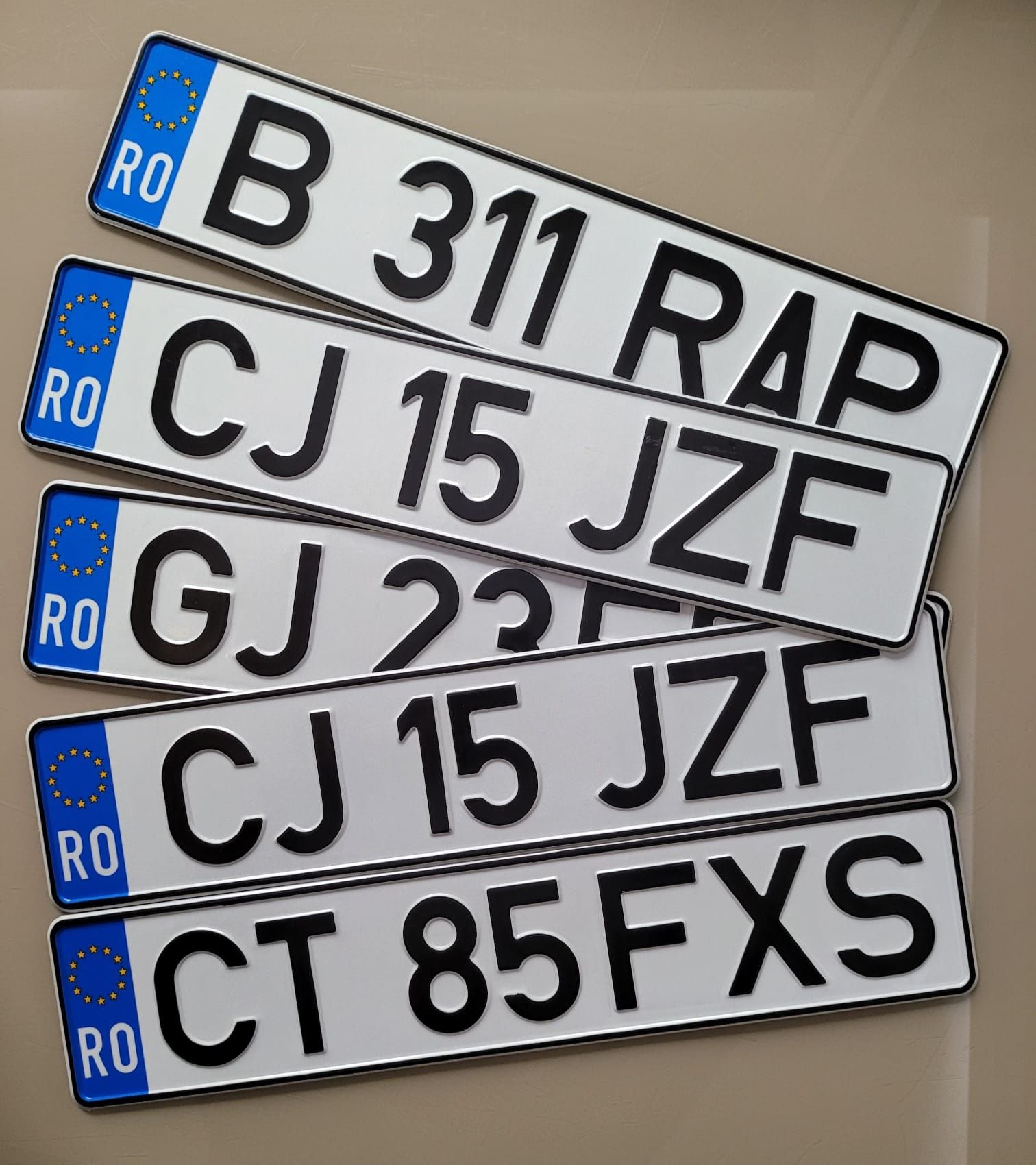 Numere auto ornamentale personale