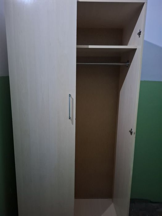 Отдам даром шкаф