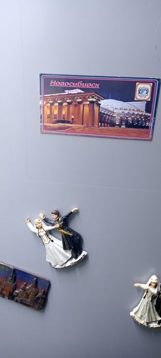 Продам холодильник медия двух камерный