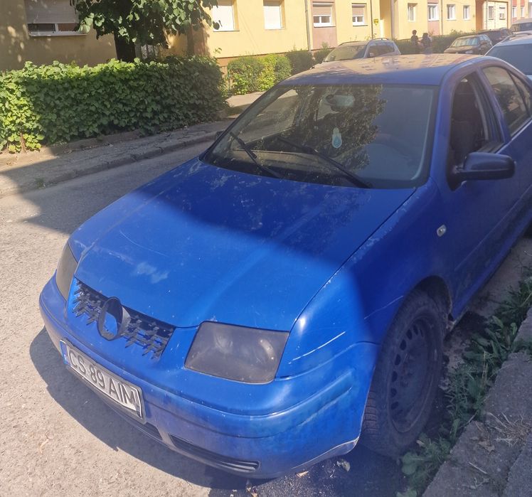 Volkswagen Bora Albastra