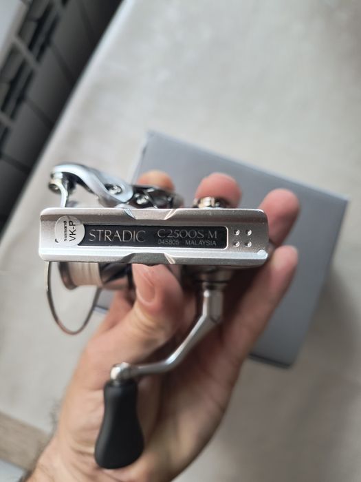 Макара Shimano Stradic FM 2500S