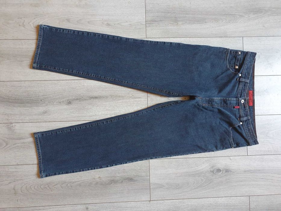 Blugi PIERRE CARDIN "Dijon" - Marime W36 L30 (Talie 94 cm)