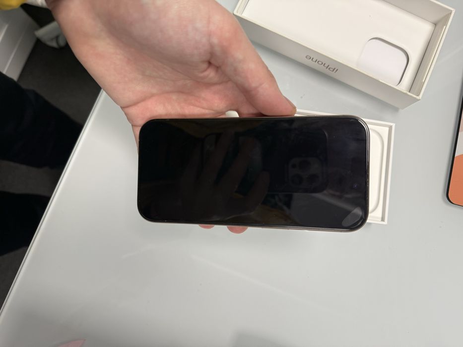 iPhone 16 Pro Desert Titanium 256gb