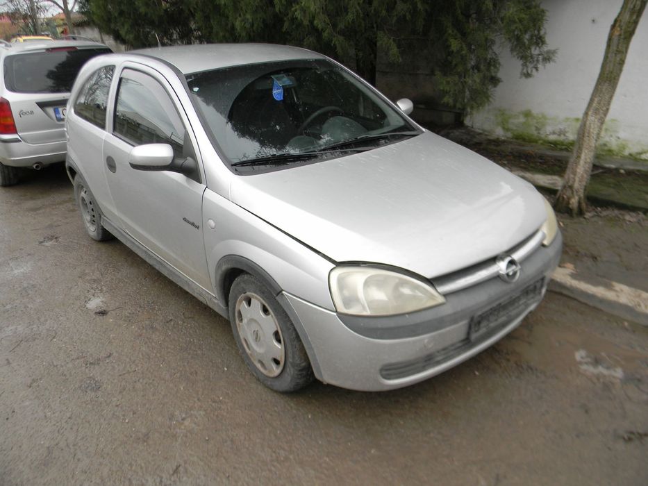 Dezmembrari  Opel CORSA C  2000  > 2009 1.2 Benzina