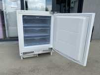 Малък фризер за пълно вграждане Gorenje 82 см