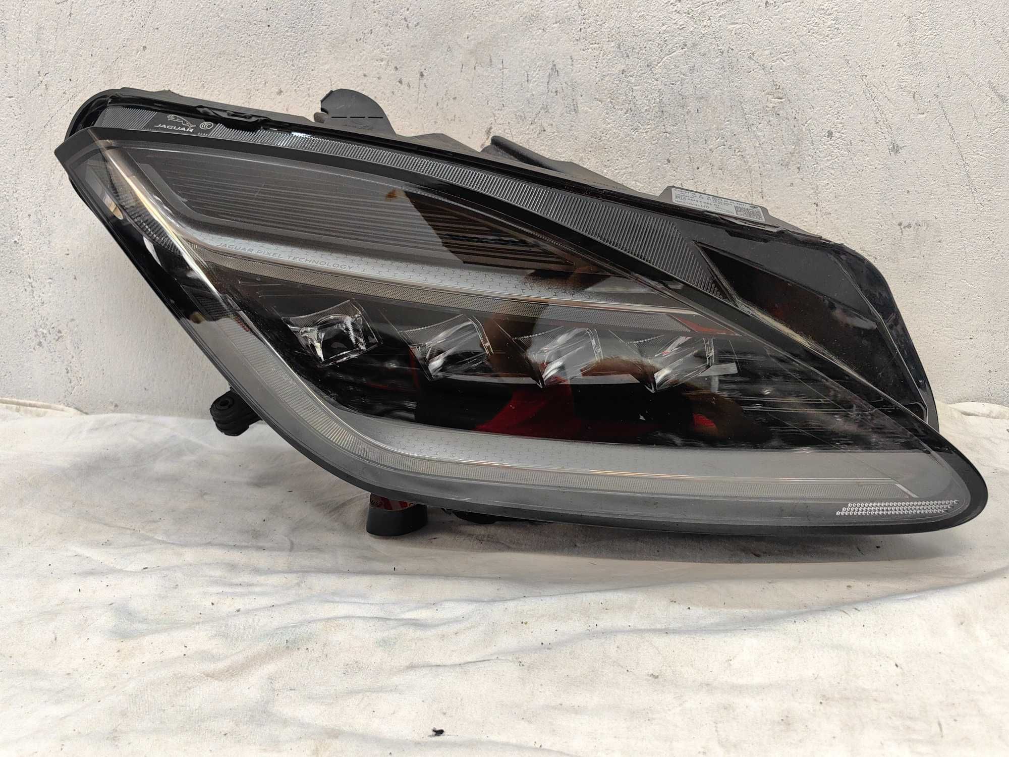 Оригинален фар Jaguar E-Pace Full Led