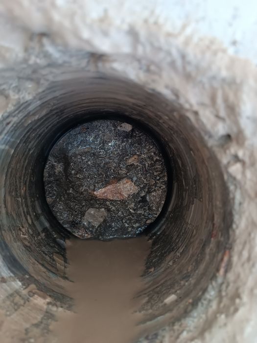 Пробиване На Отвори В Бетон И Камък.