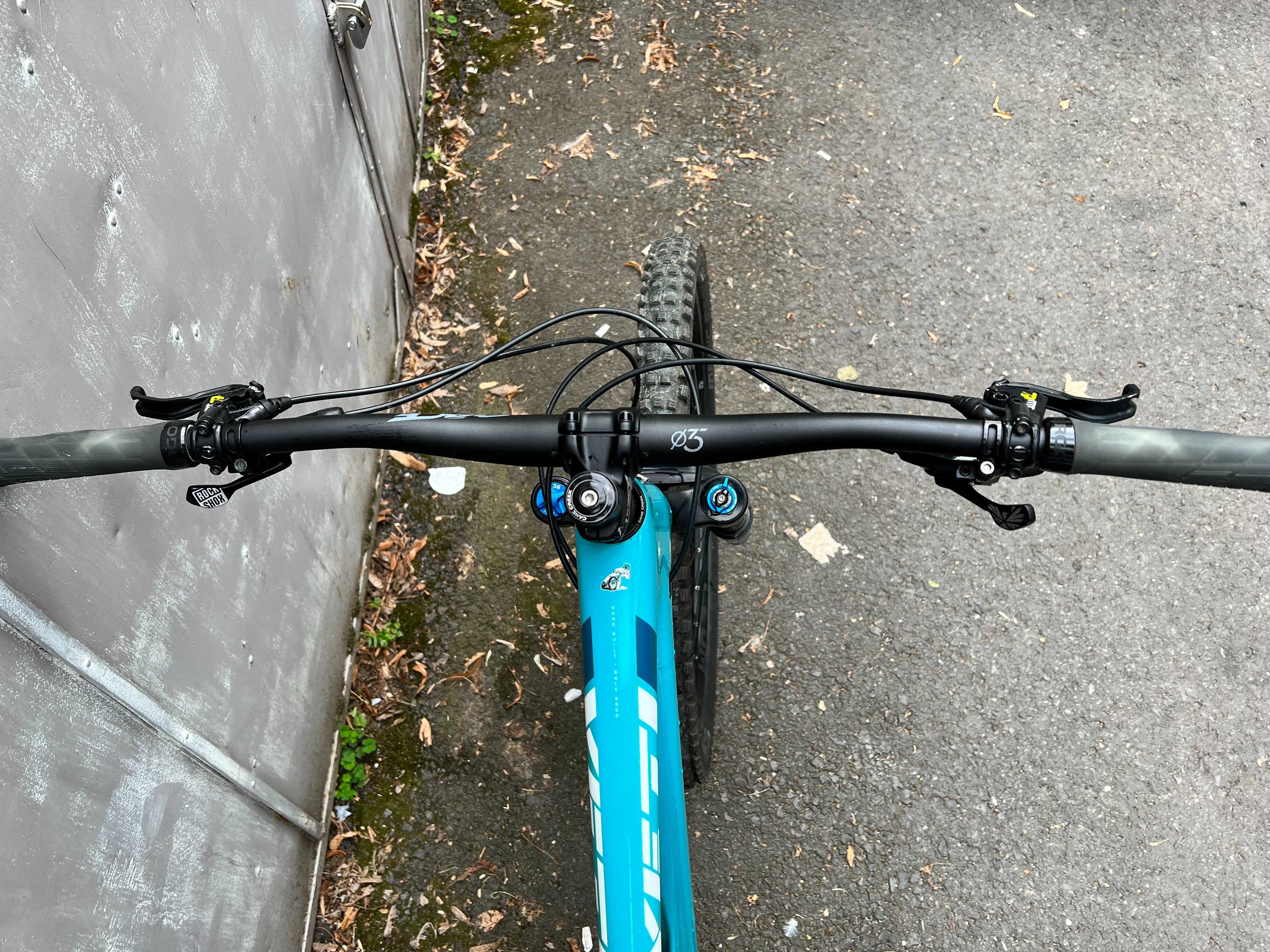 Bicicleta Enduro Yeti sb 5.5 29er marimea L
