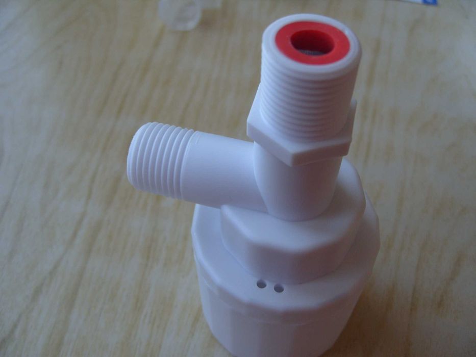 Поплавъчен клапан за контрол на нивото на водата