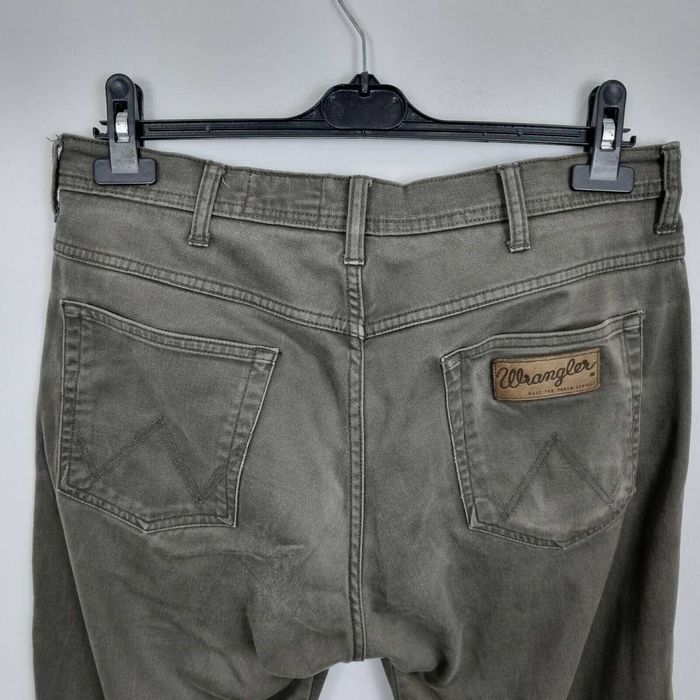 Blugi WRANGLER, model 'Arizona', marime W33 L32