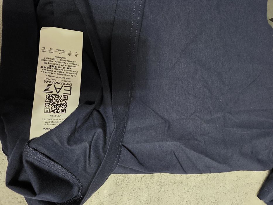 Тениска Emporio Armani Чисто нова