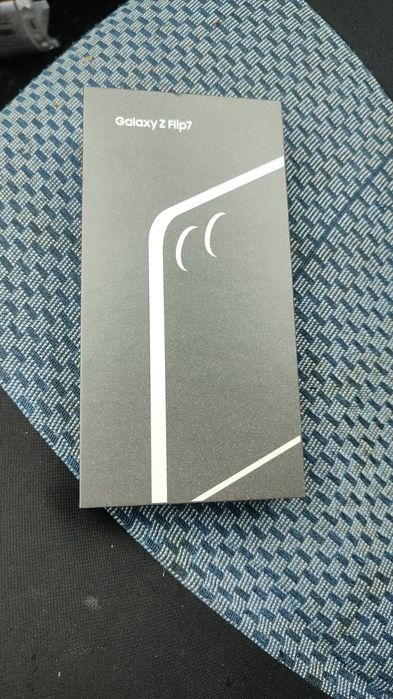 Galaxy Z Flip7 sigilat