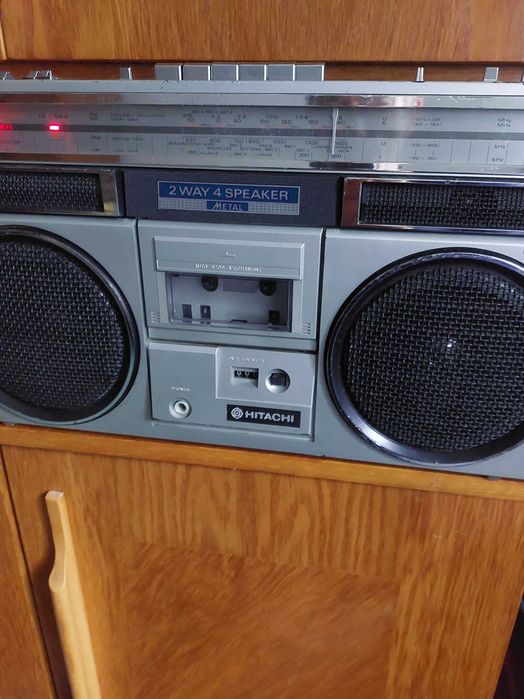 Vand radiocasetofon Hitachi