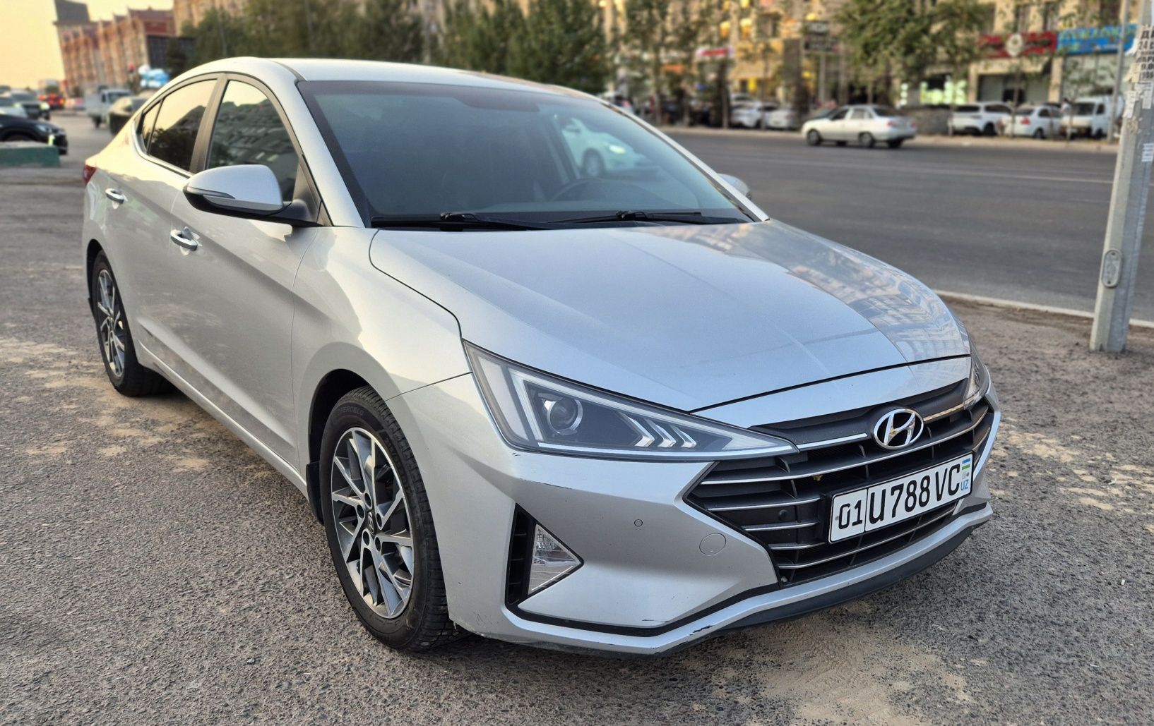 Срочно сотилади!  Hyundai Elantra 2019-года