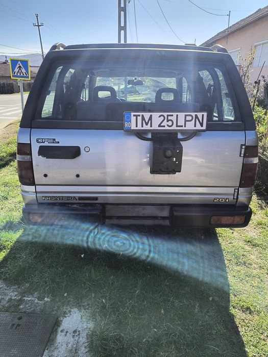 Opel Frontera 2.0