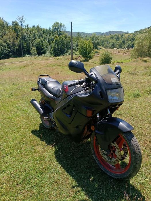 Vând HONDA cbr 500, schimb cu cross sau e46