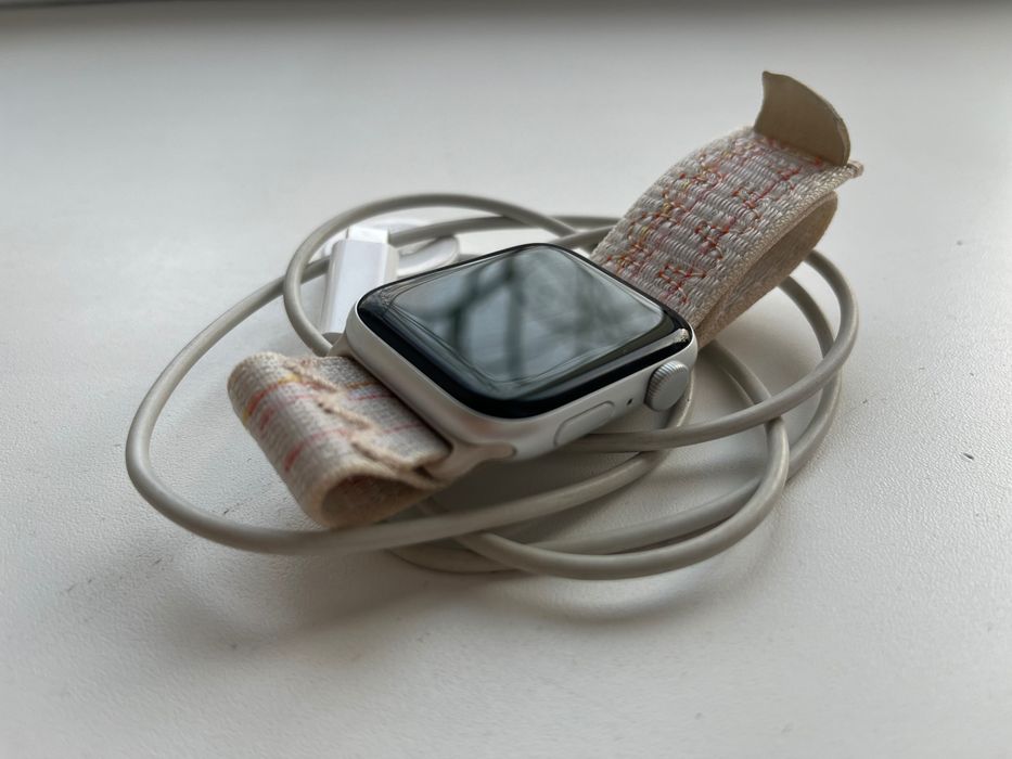 Apple Watch SE2 44 mm Silver