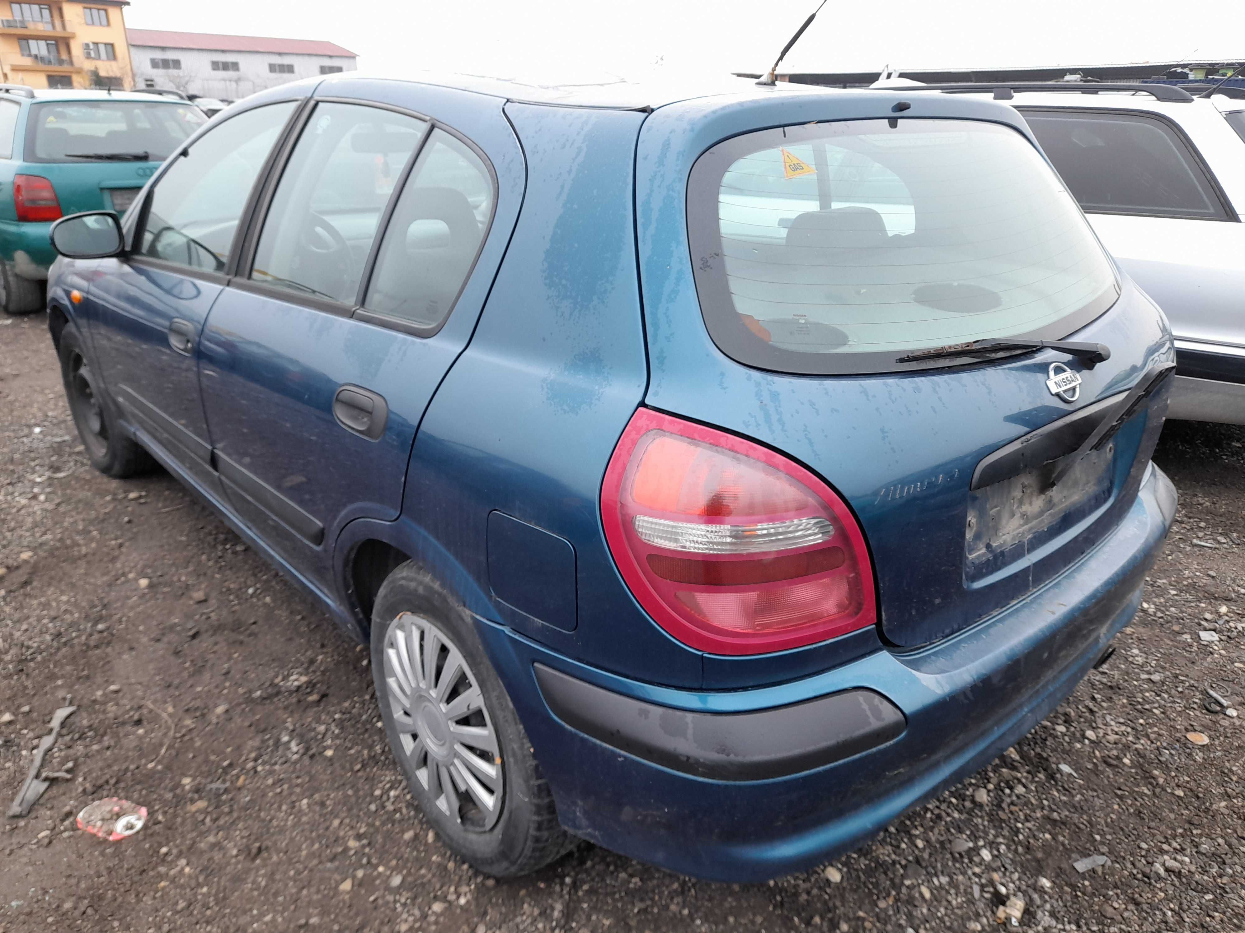 На части! Nissan Almera 1.8