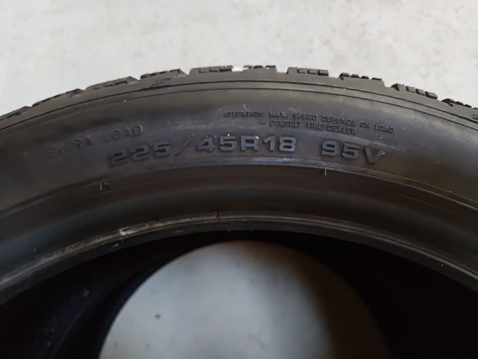 Doua Cauciucuri 225 45 R18 Goodyear
