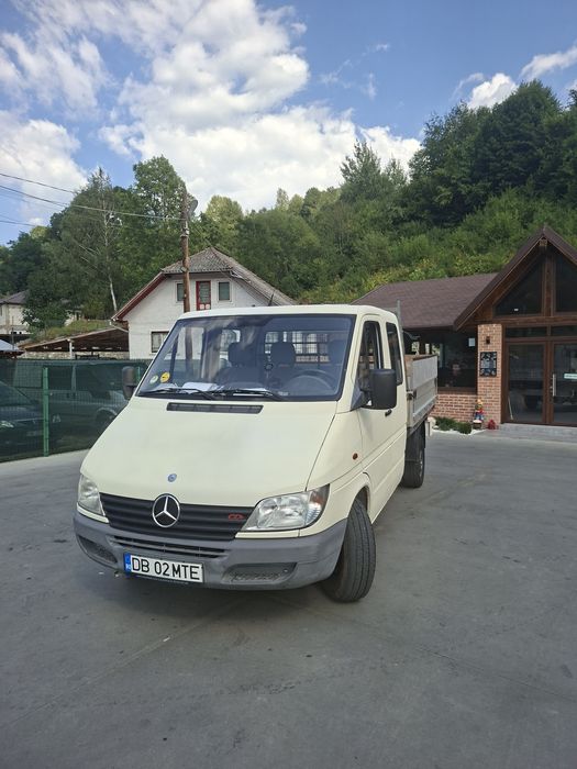 Vând Mercedes sprinter 208