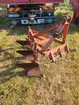Plug 3 brazde  pt tractoras
