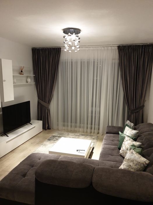 Proprietar Inchiriez Apartament New Point