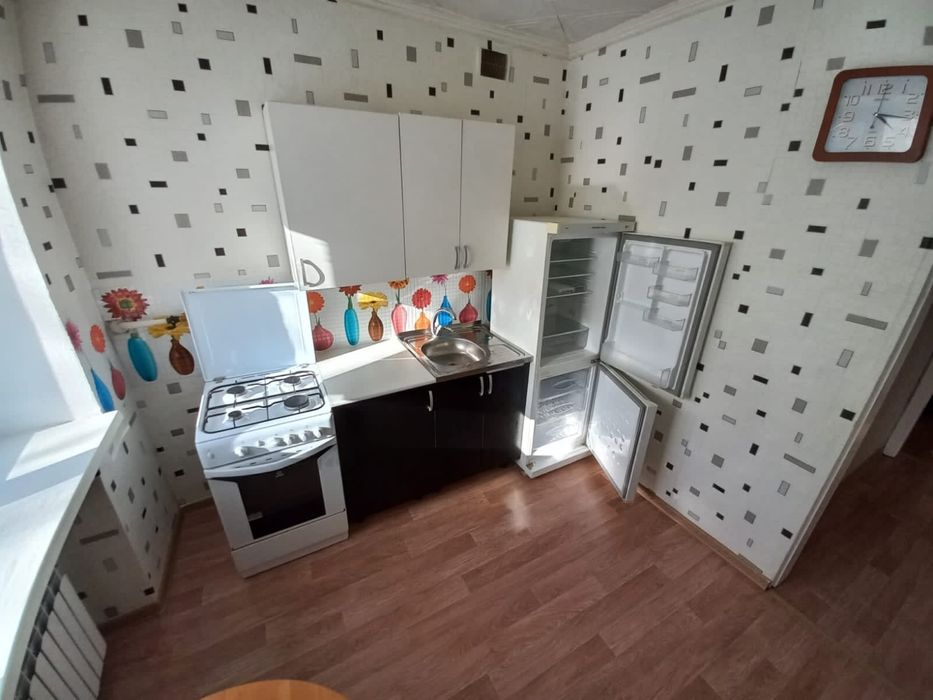 Кухонный гарнитур б/у