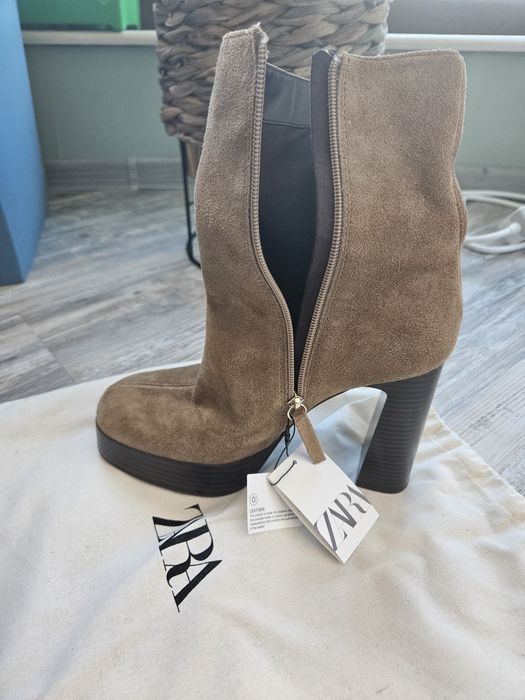 Боти на ток Zara