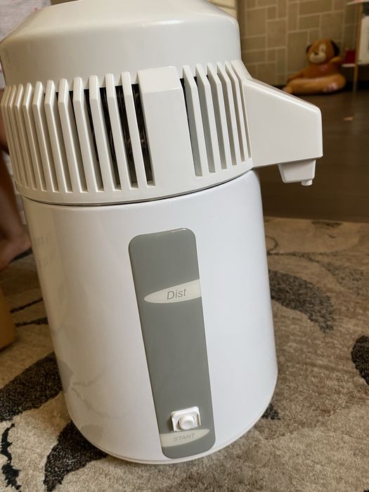 Distilator de apa MH943