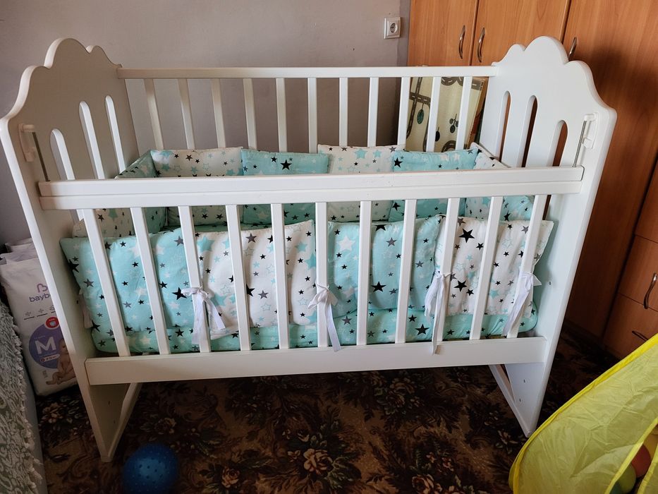 Продам кроватку 20000