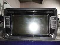 Volkswagen Unitate principală radio/CD/DVD/GPS 3C8035195F