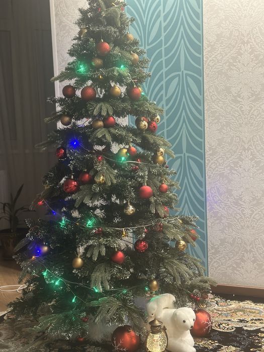 Продам стильную ёлку на Новый год — уют и праздник в одном!