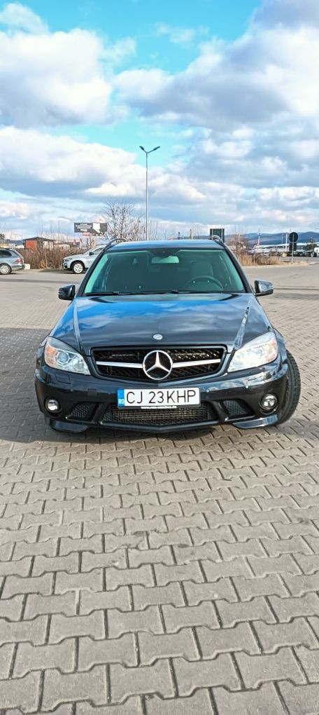 Mercedes Benz vand