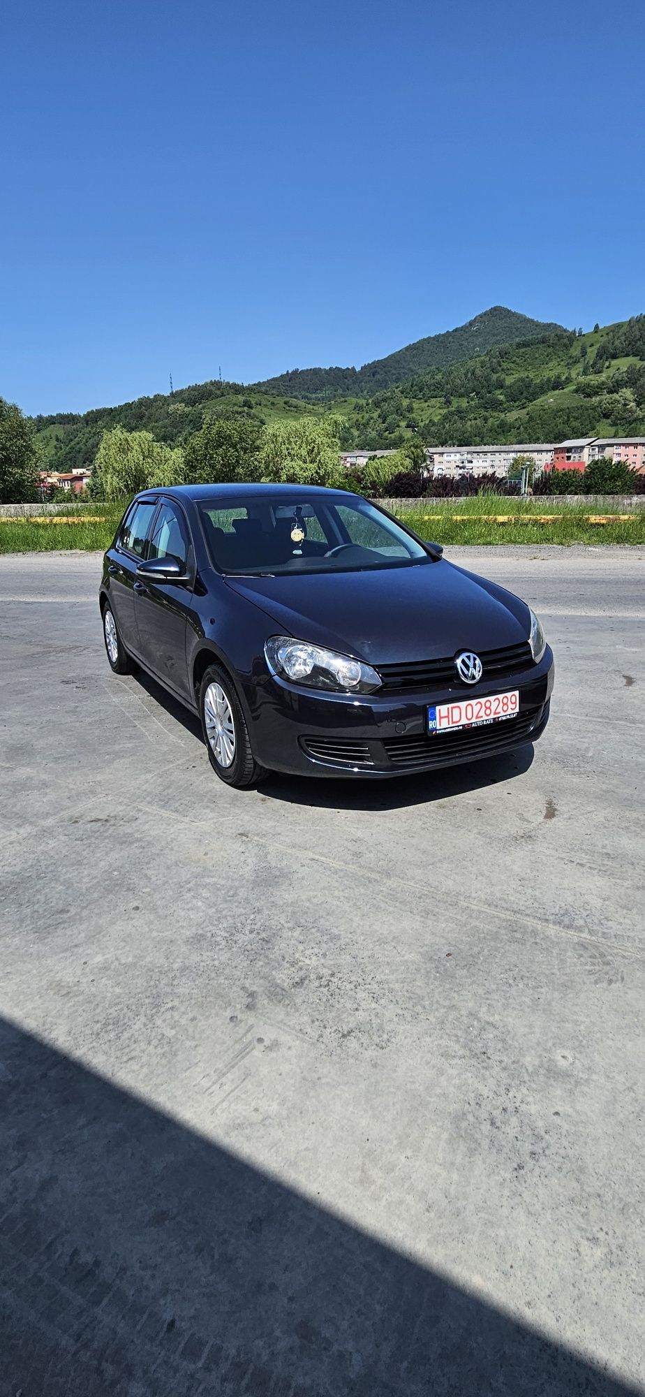 Golf 6  impecabil adus din Germania