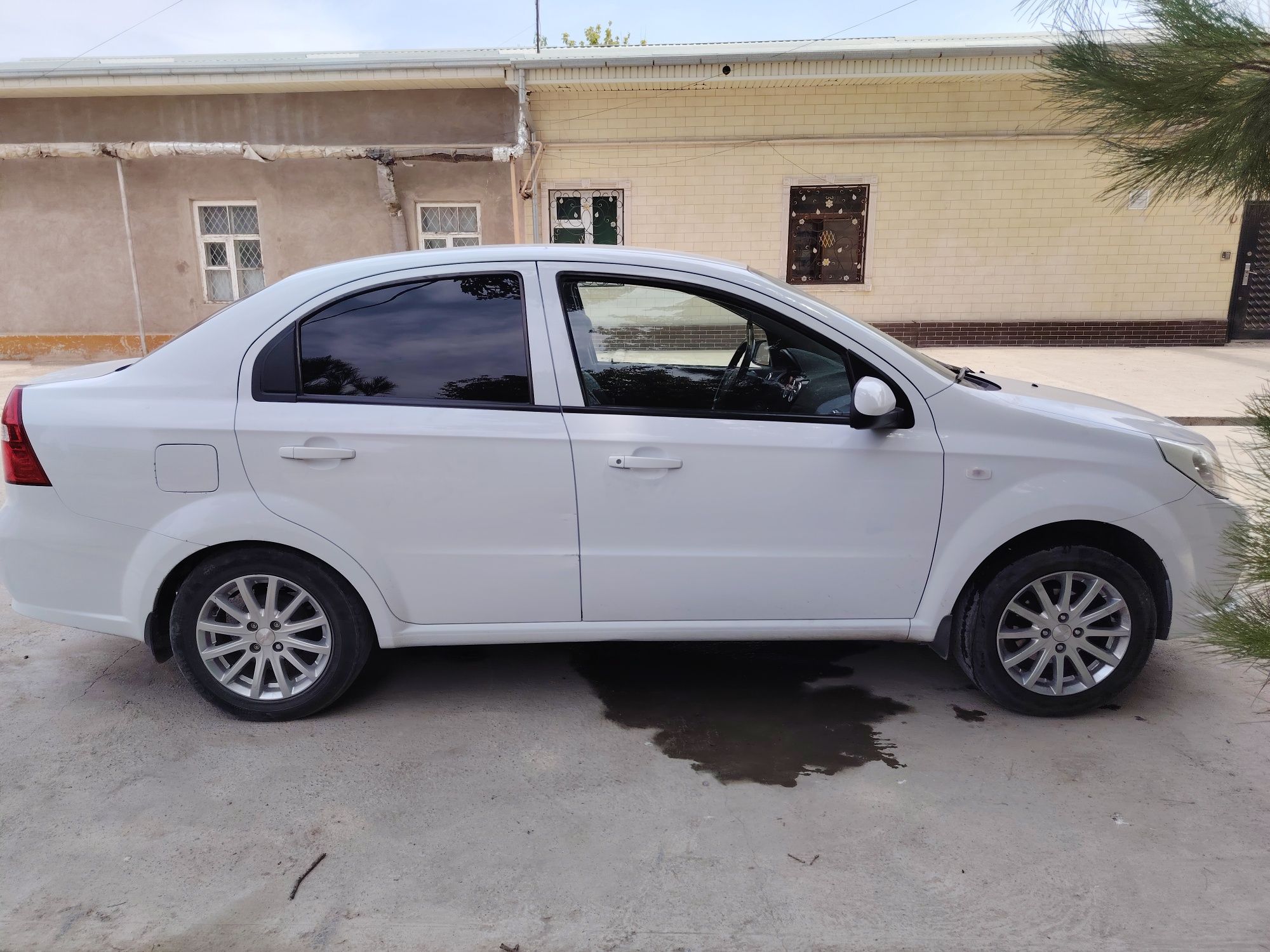 Chevrolet nexia 3