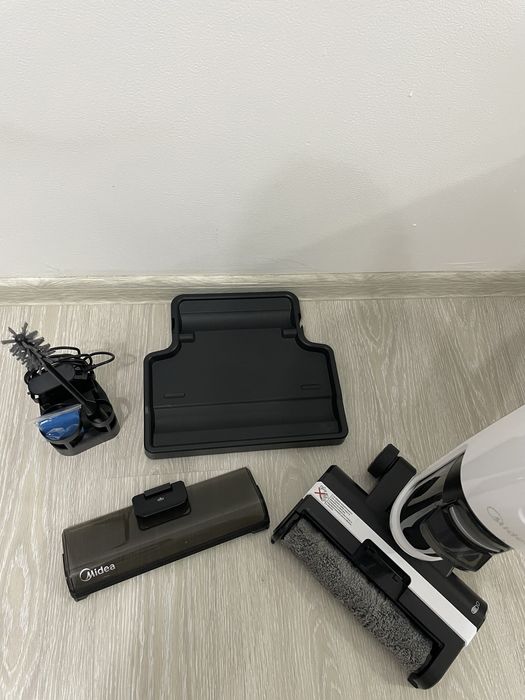 Пылесос продам срочно