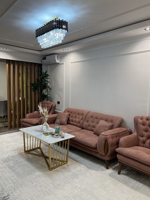 Продаётся 2 комнатная квартира переделанний на 3