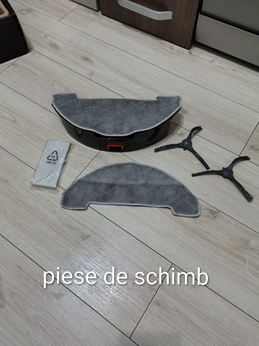 Aspirator Robot  preț bun