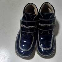 Туфли и кроссовки Pabloski 35-36 размер, Валенки Kuoma  33 размер