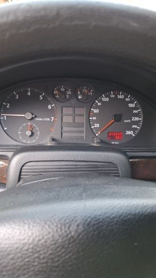 AUDI A4 B5 1800 куб.