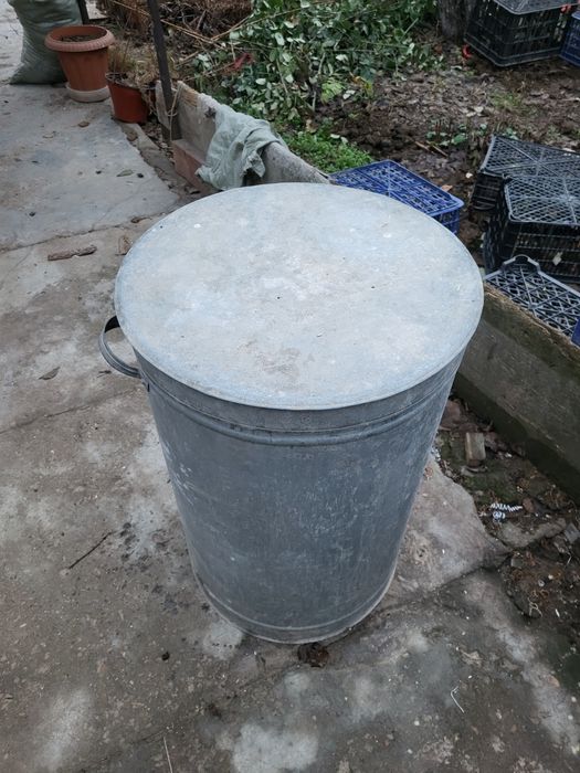 Продам бак для муки