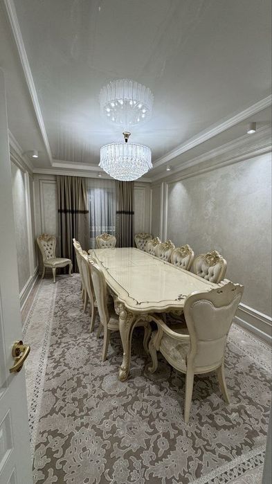 Samarqand darvoza sotiladi srochno