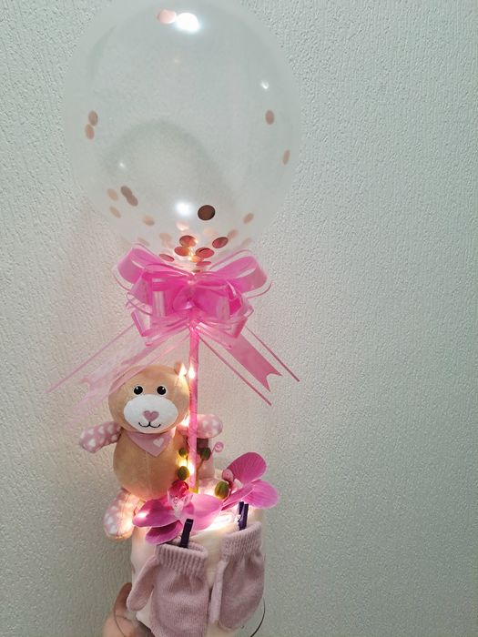 Торта от памперси за момиченце