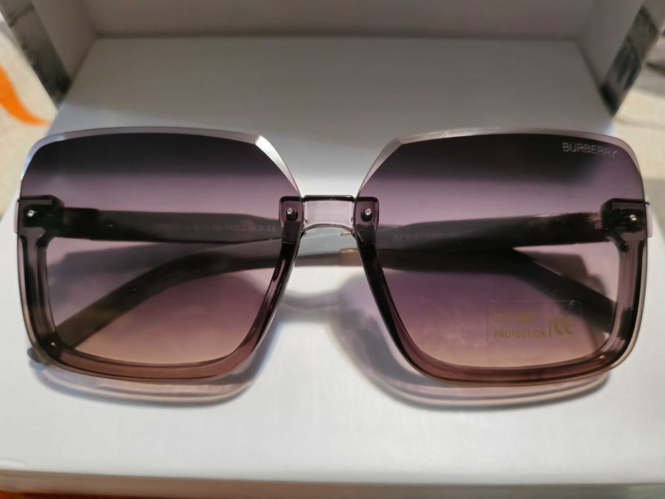 Ochelari de soare Burberry
