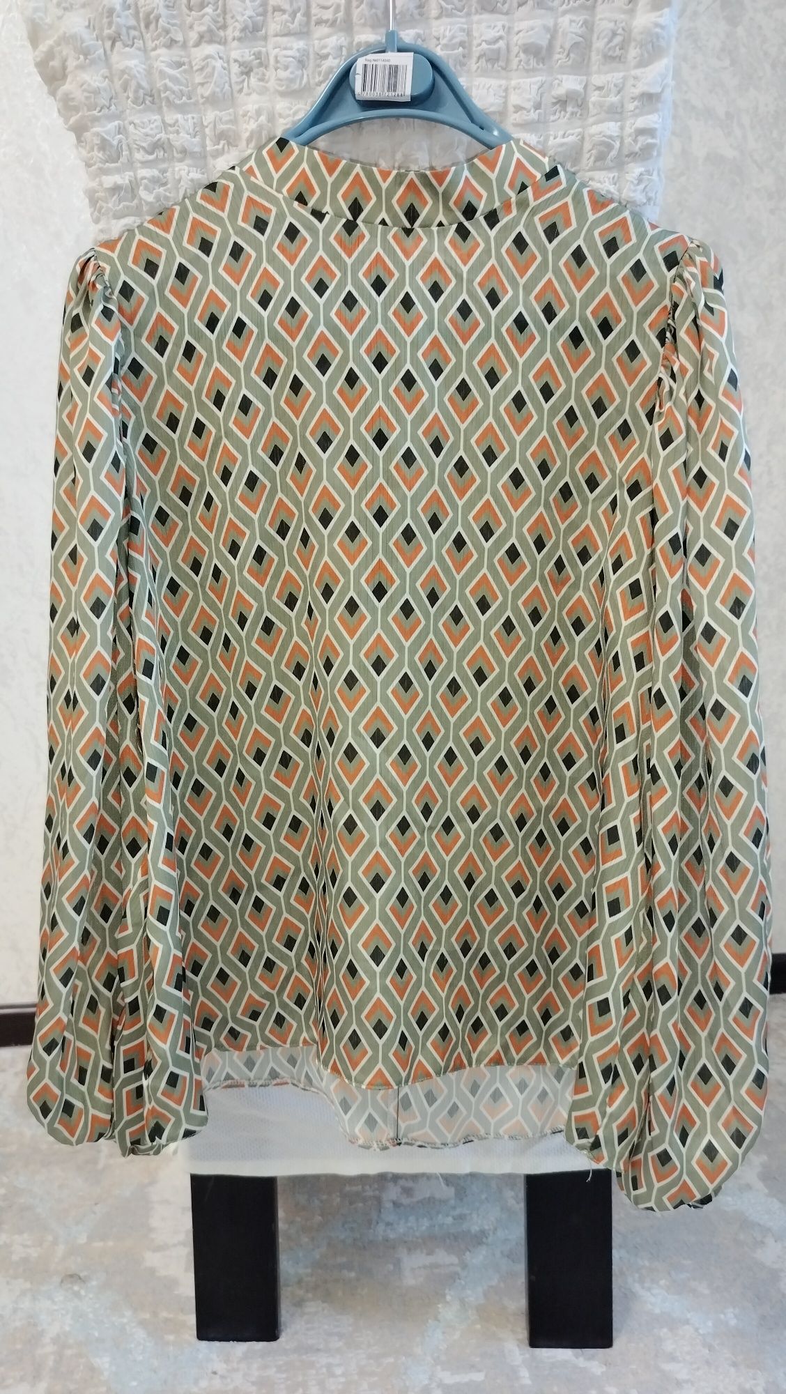Платья, рубашки,кофты,костюмы